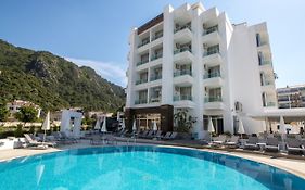 Munamar Beach Residence (Adults Only)